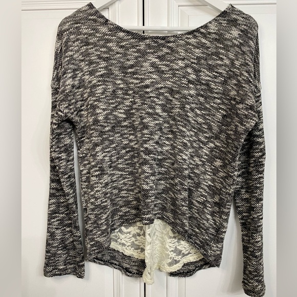 G 21 Women's Medium Scoop Neck Sweater Black Cream Specks Cream Lace Panel Top - Picture 2 of 9